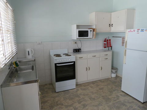 Beachcomber Holiday Units - Hobart Tourism 33