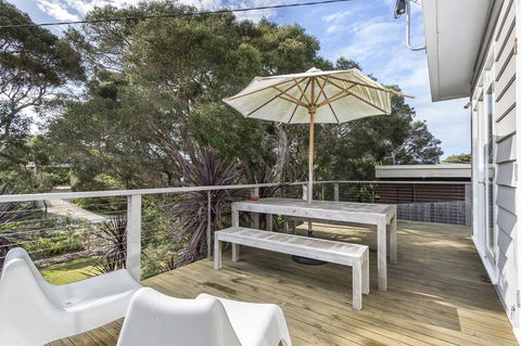 Sunset On Scott - Relax In Tranquility & Style - Hobart Tourism 4