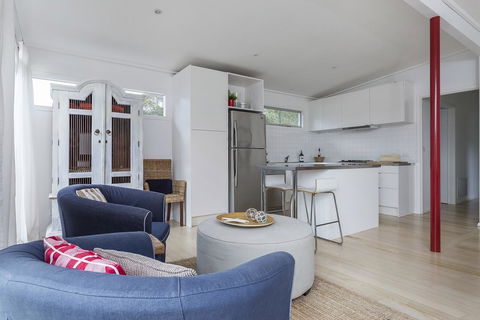 Sunset On Scott - Relax In Tranquility & Style - Hobart Tourism 8