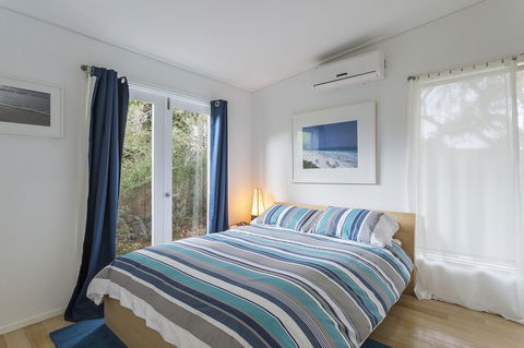 Sunset On Scott - Relax In Tranquility & Style - Hobart Tourism 11