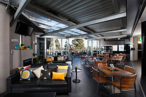 Atura Dandenong - Tourism TAS 6