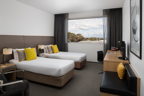 Atura Dandenong - Tourism TAS 2