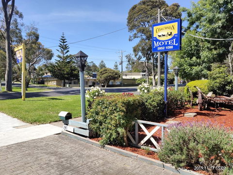 Coachman Motel And Holiday Units - Hobart Tourism 13
