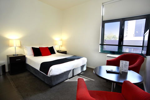 City Edge On Elizabeth Apartment Hotel - Hobart Tourism 2