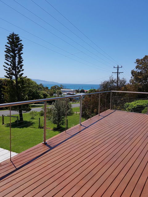 Beach Retreat Apartment Marengo - Hobart Tourism 0
