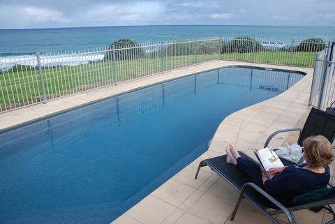 5 Whitecrest Great Ocean Road Resort - Ocean Views - Hobart Tourism 9
