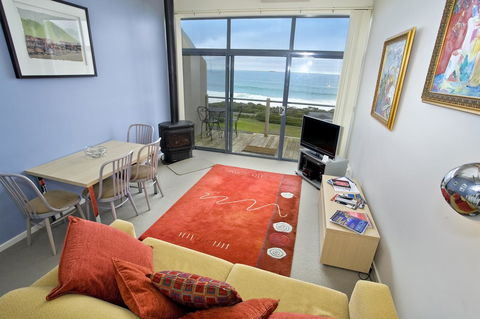5 Whitecrest Great Ocean Road Resort - Ocean Views - Hobart Tourism 8
