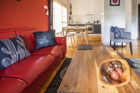 Azen Haven - Tourism TAS 8