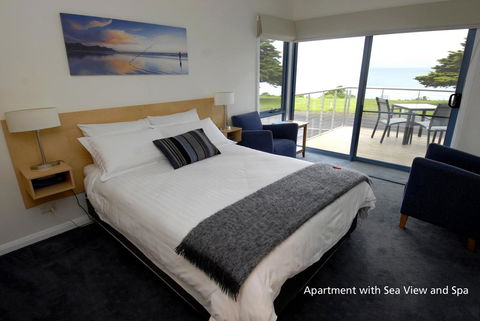 Seascape Accommodation - Hobart Tourism 0