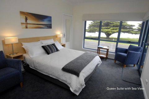 Seascape Accommodation - Hobart Tourism 4
