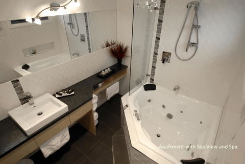 Seascape Accommodation - Hobart Tourism 2