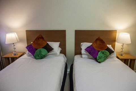 Albert Heights Serviced Apartments - Hobart Tourism 4