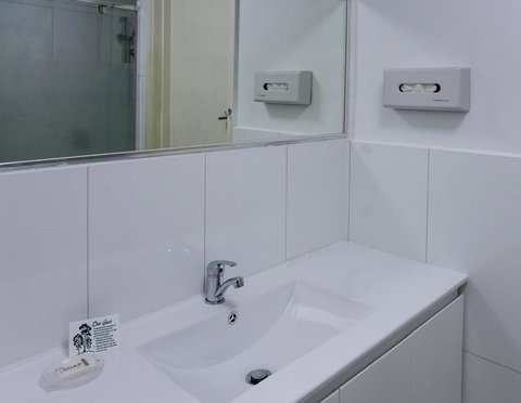 Albert Heights Serviced Apartments - Hobart Tourism 3