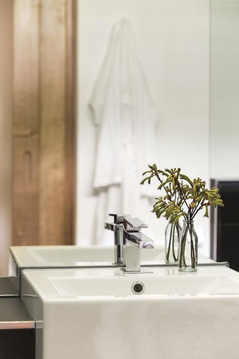 Botanica Editions - Hobart Tourism 32