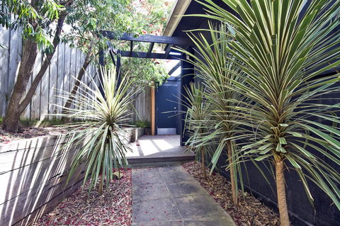 Lornebeach Apartments - Hobart Tourism 39