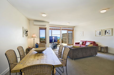 Lornebeach Apartments - Hobart Tourism 43