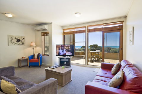 Lornebeach Apartments - Hobart Tourism 22