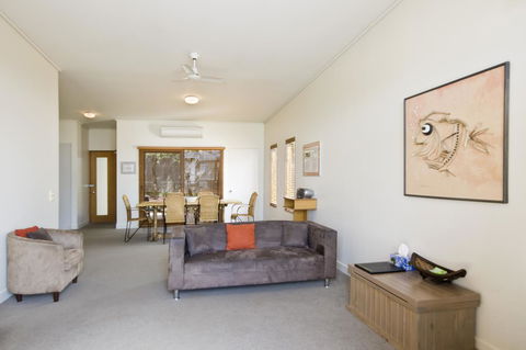 Lornebeach Apartments - Hobart Tourism 32