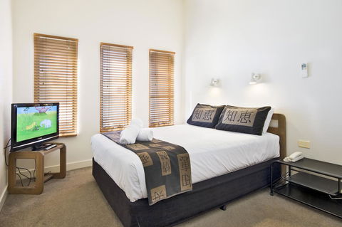 Lornebeach Apartments - Hobart Tourism 21