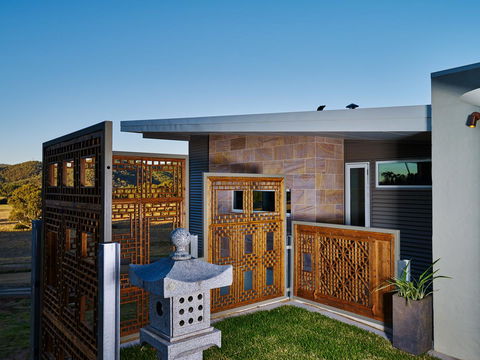 Panoramia Villas - Hobart Tourism 7