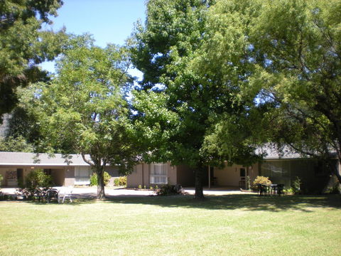 Willow Dene Holiday Apartments - Hobart Tourism 5