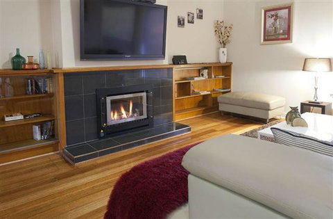 Lake Wendouree Luxury Apartments - Hobart Tourism 0
