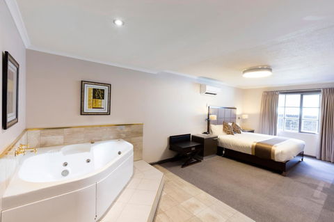 Eltham Gateway Hotel & Conference Centre - Hobart Tourism 37