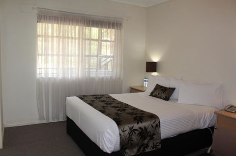 Eltham Gateway Hotel & Conference Centre - Hobart Tourism 21