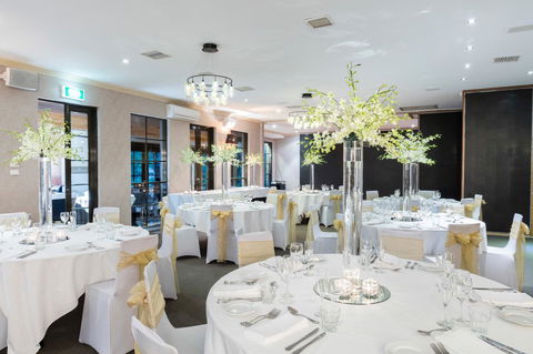 Eltham Gateway Hotel & Conference Centre - Hobart Tourism 23