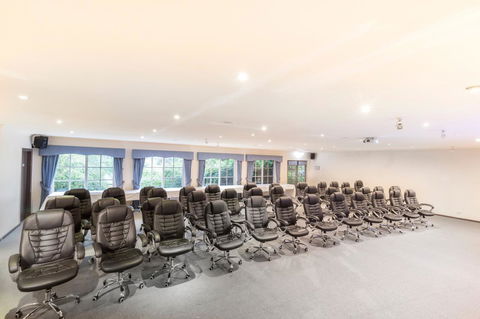 Eltham Gateway Hotel & Conference Centre - Hobart Tourism 18