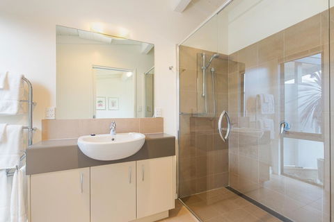 Limosa Rise - Hobart Tourism 32