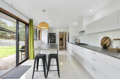 Fairhills - NEW LISTING, Beautifully Styled - Tourism TAS 0