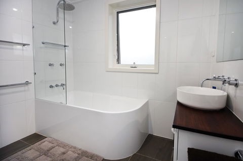 Maisonettes Falls Creek - Hobart Tourism 8