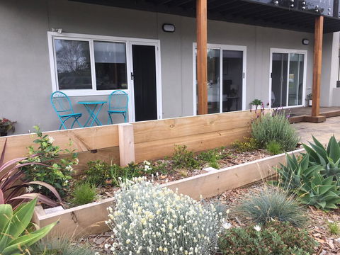 The Wheelhouse - 2BR Waterfront Apt In Town - Hobart Tourism 19