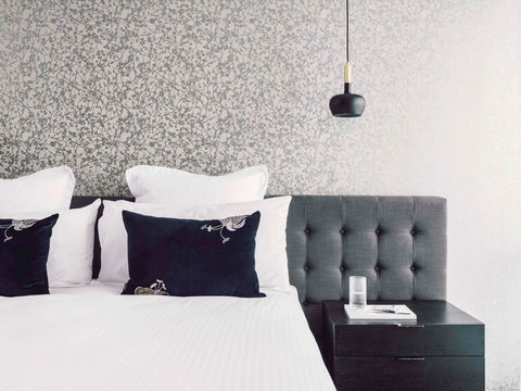 Quay West Suites Melbourne - Tourism TAS 13