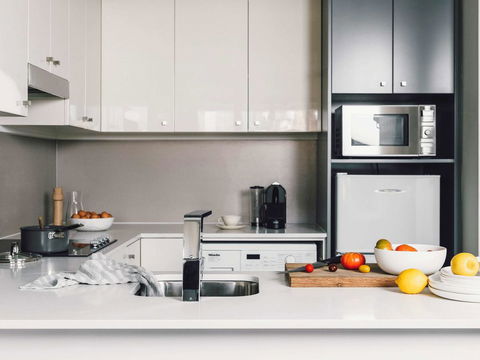 Quay West Suites Melbourne - Tourism TAS 43
