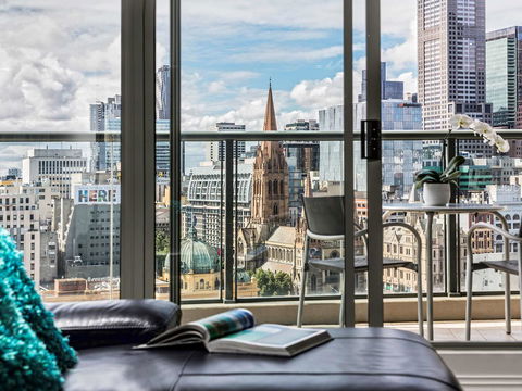 Quay West Suites Melbourne - Tourism TAS 40