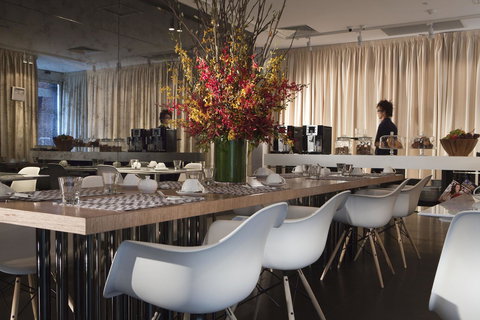 Fraser Place Melbourne - Tourism TAS 4