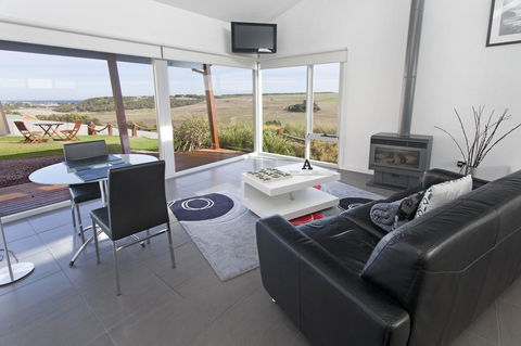 Anchors Port Campbell - Hobart Tourism 7