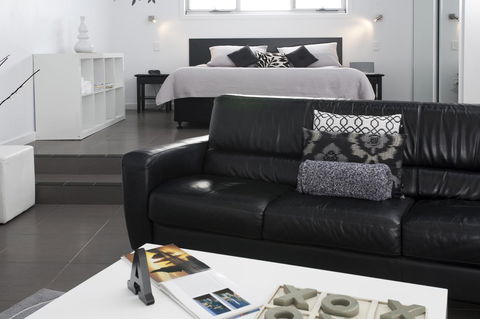 Anchors Port Campbell - Hobart Tourism 10