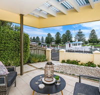 The Waterfront Apartment - Hobart Tourism