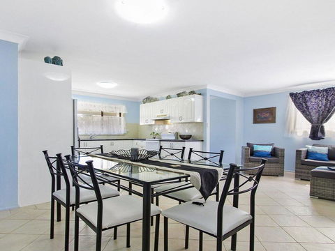 The Burra Break - 3 Minute Walk To Beach Access - Hobart Tourism 3