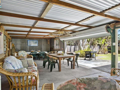 The Burra Break - 3 Minute Walk To Beach Access - Hobart Tourism 1
