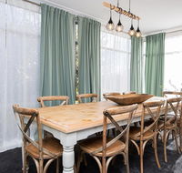 The Byng House Grand and Central Entertain 12 - Hobart Tourism