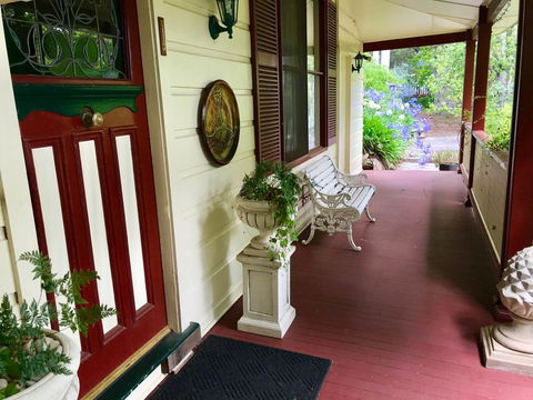 The Chalet Guesthouse And Studio - Tourism TAS 0