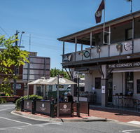 The Corner Hotel Alexandra - Hobart Tourism