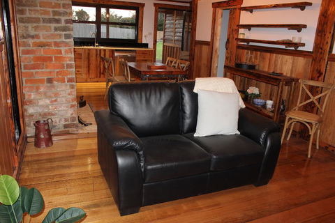 The Cottage - Hobart Tourism 2