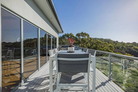 The Cove Bay Of Fires - Tourism TAS 1