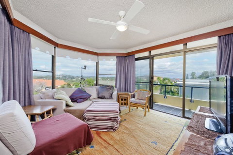The Crest 6 33 Pacific Drive - Tourism TAS 3