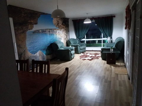 The DOLPHIN PLACE - Tourism TAS 1